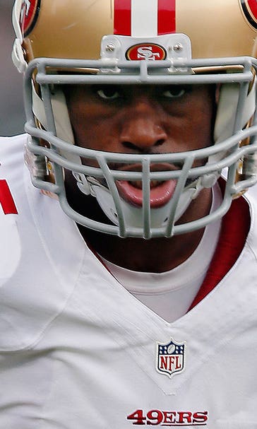 Unbeaten Broncos beef up, add TE Vernon Davis in trade with 49ers